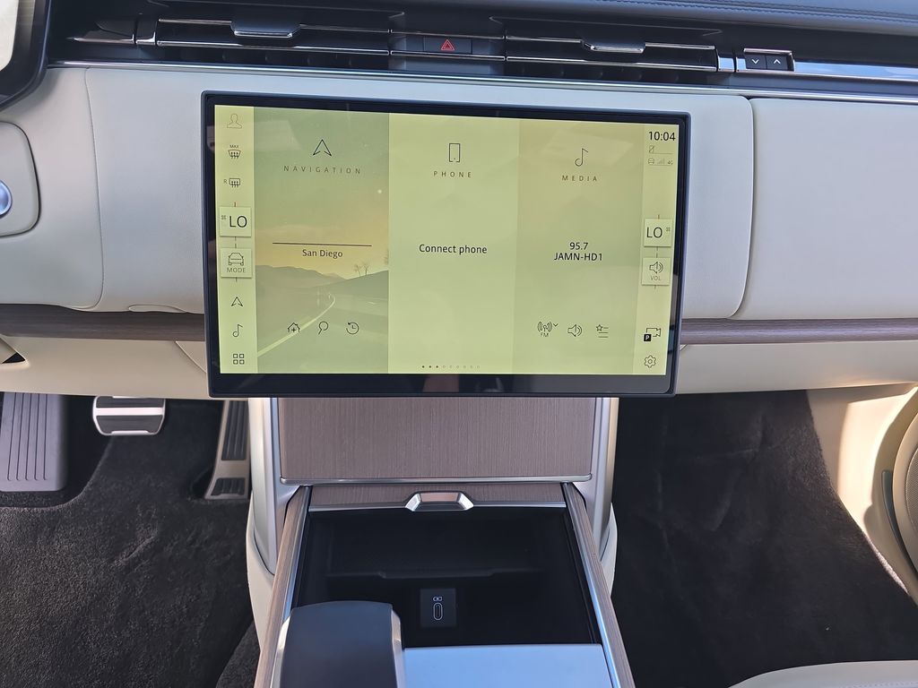 New 2026 White Land Rover SE image 21