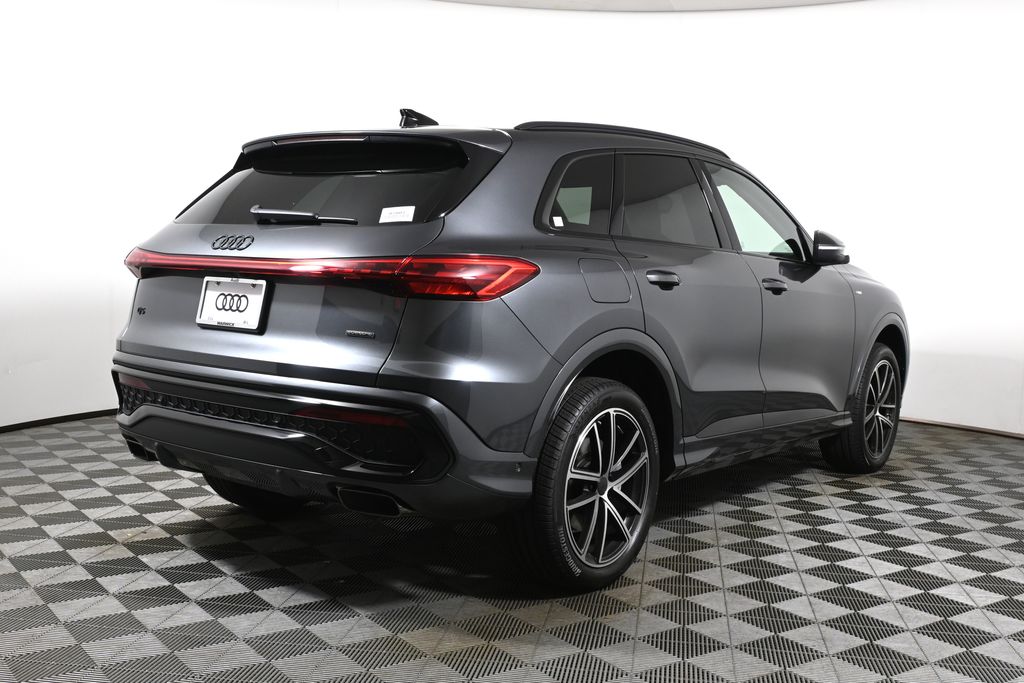 Thumbnail: 2026 Audi Q5 - 7