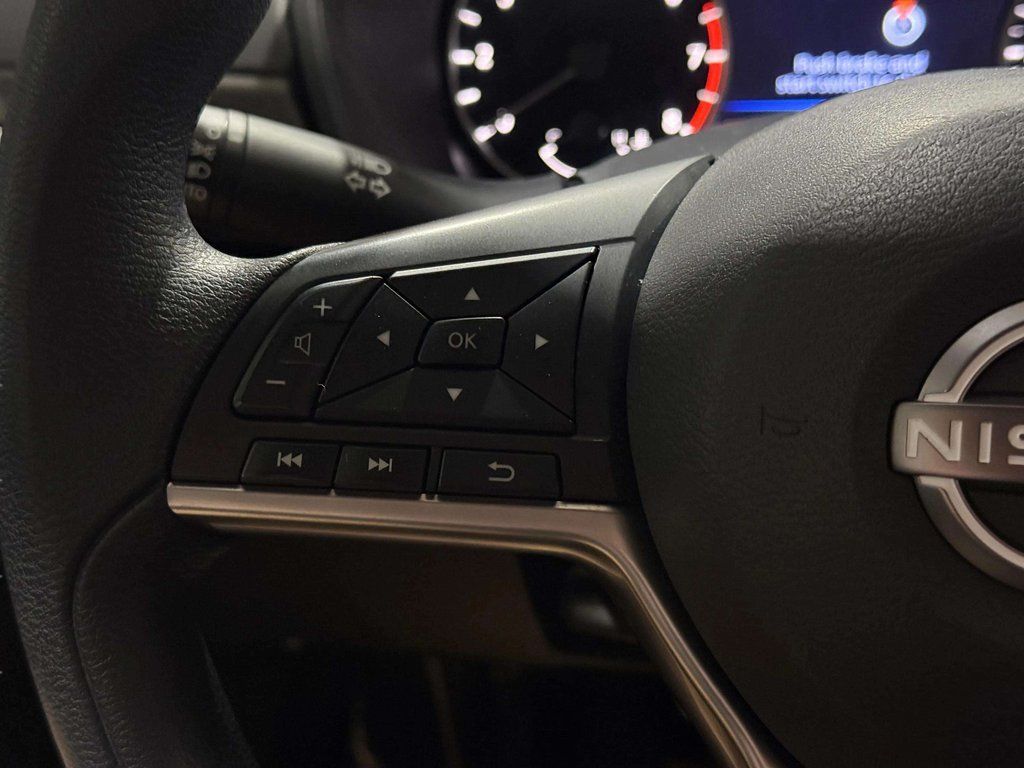 Certified Used 2025 Super Black Nissan 2.5 SV image 15