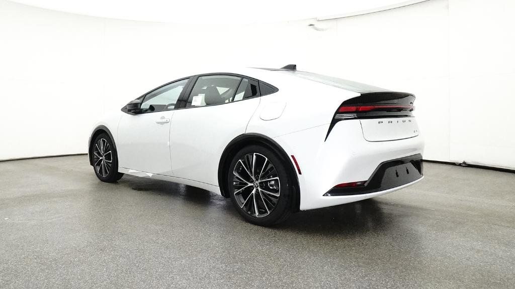 Thumbnail: 2025 Toyota Prius - 8