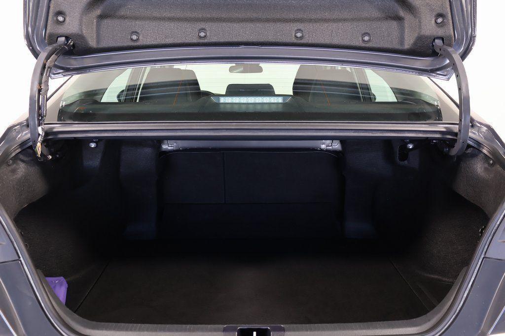 Thumbnail: 2025 Toyota Camry - 14