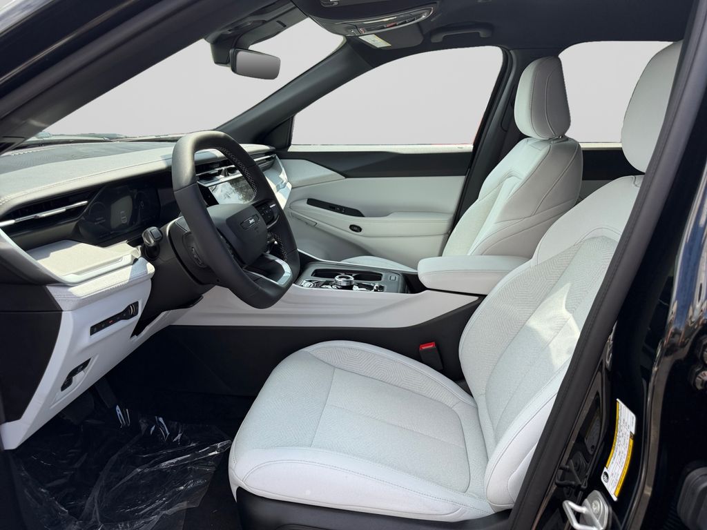 2026 Jeep Cherokee Laredo Black at South Hills CDJR