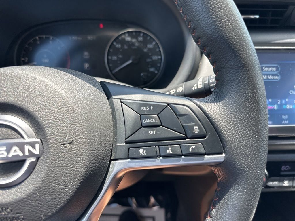 2023 Super Black Nissan Kicks SR FWD SUV