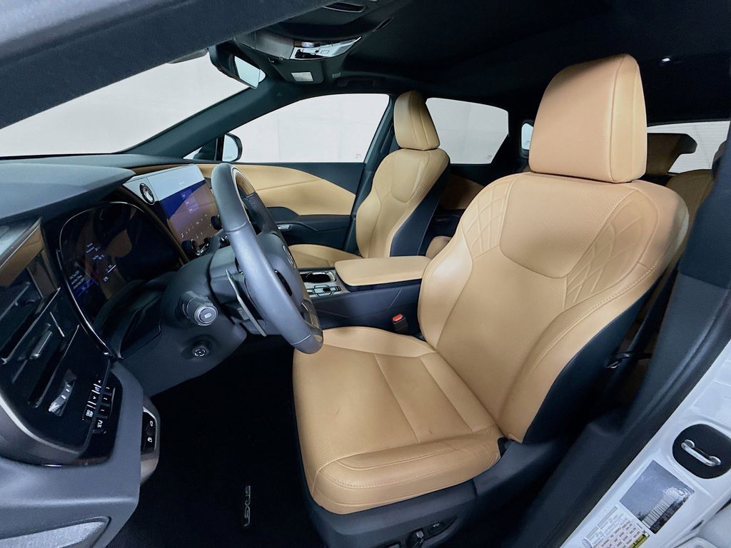 Thumbnail: 2025 Lexus RX - 21