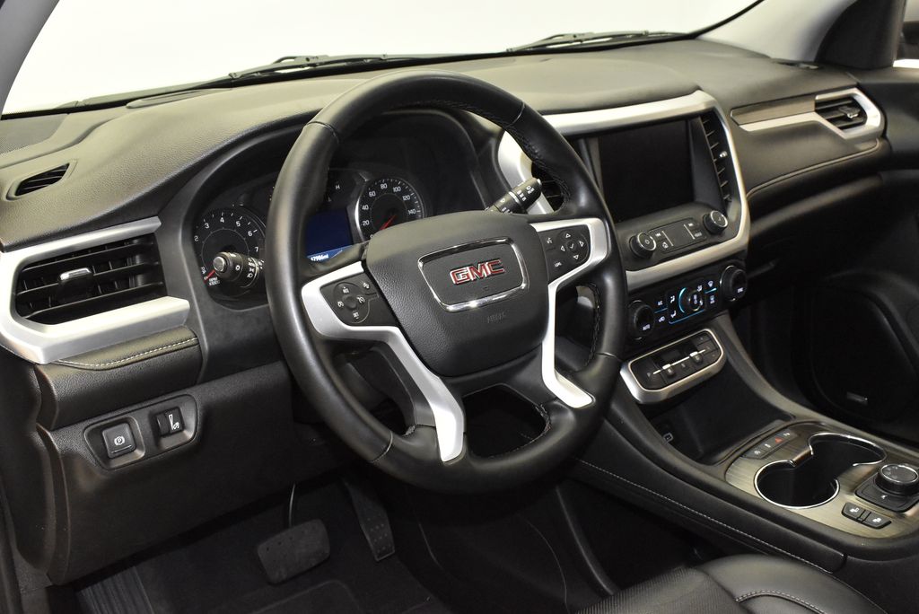 2023 GMC Acadia SLT 14