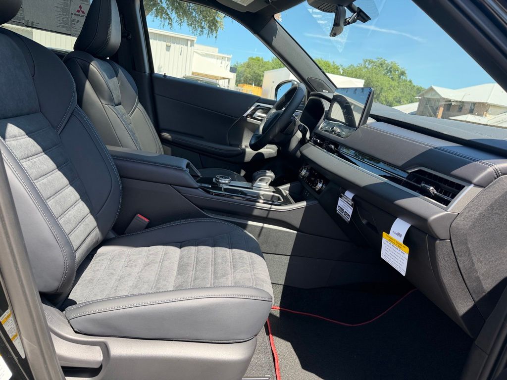 New 2026 Mitsubishi Outlander SUV