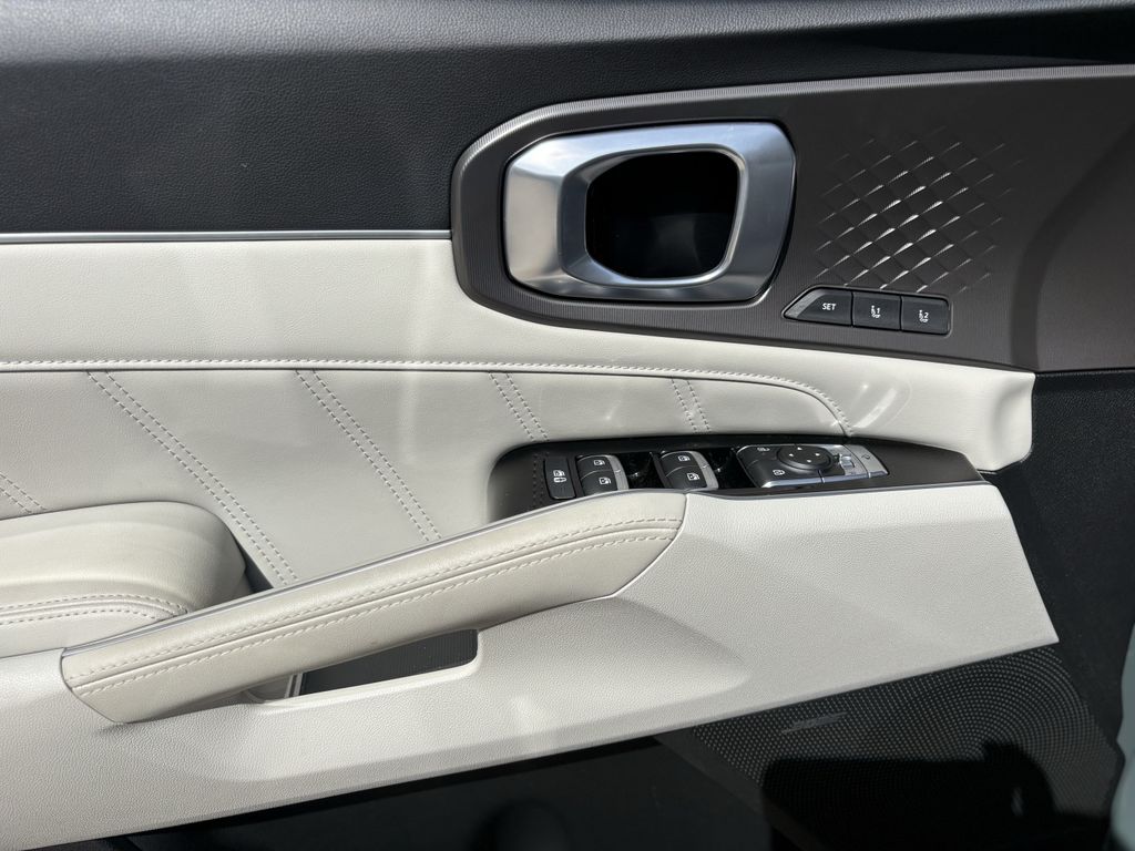 2025 Kia Sorento Hybrid SX Prestige Green at Community Kia