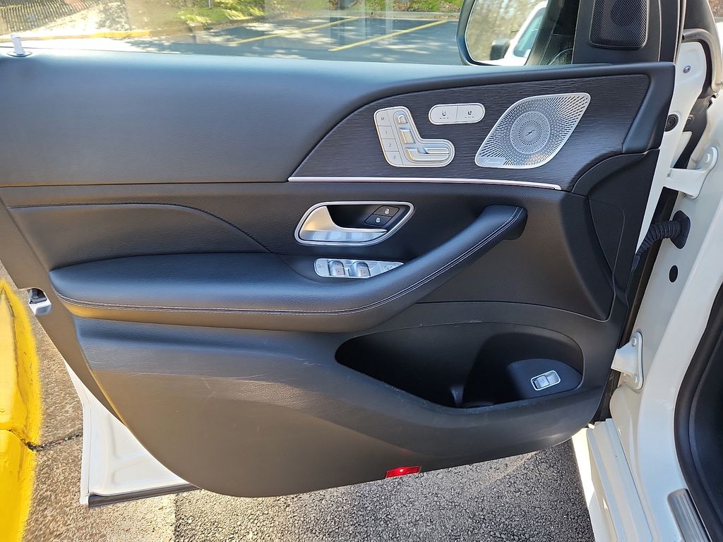 Thumbnail: 2020 Mercedes-Benz GLE - 12