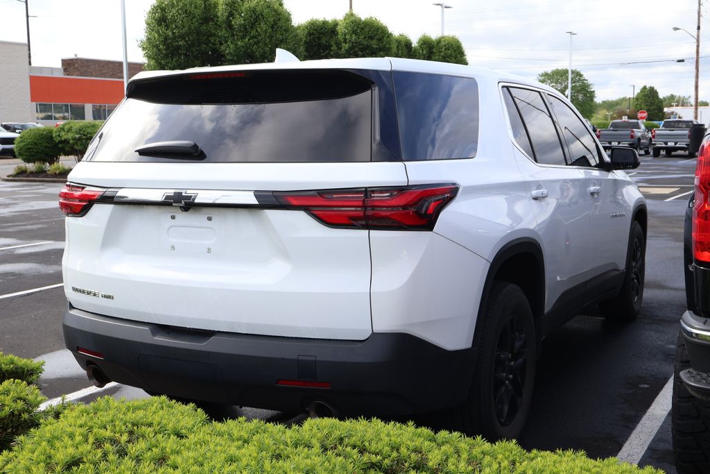 2022 Chevrolet Traverse LS 11
