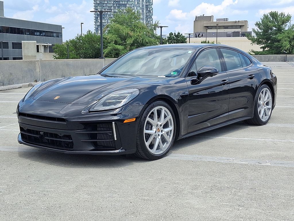Thumbnail: 2025 Porsche Panamera - 1