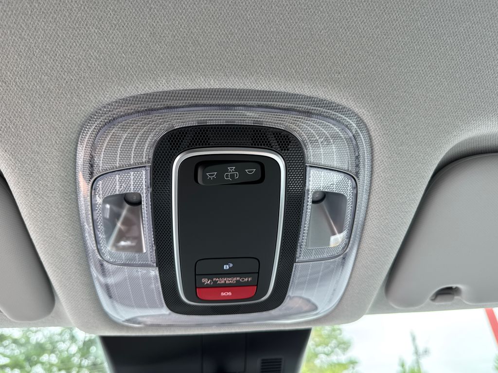 2026 Hyundai Kona SEL photo 17