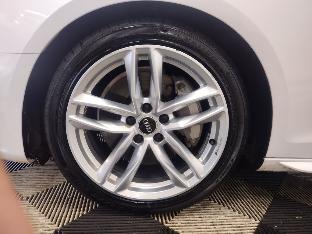 2022 Audi A4 45 S line Premium Plus