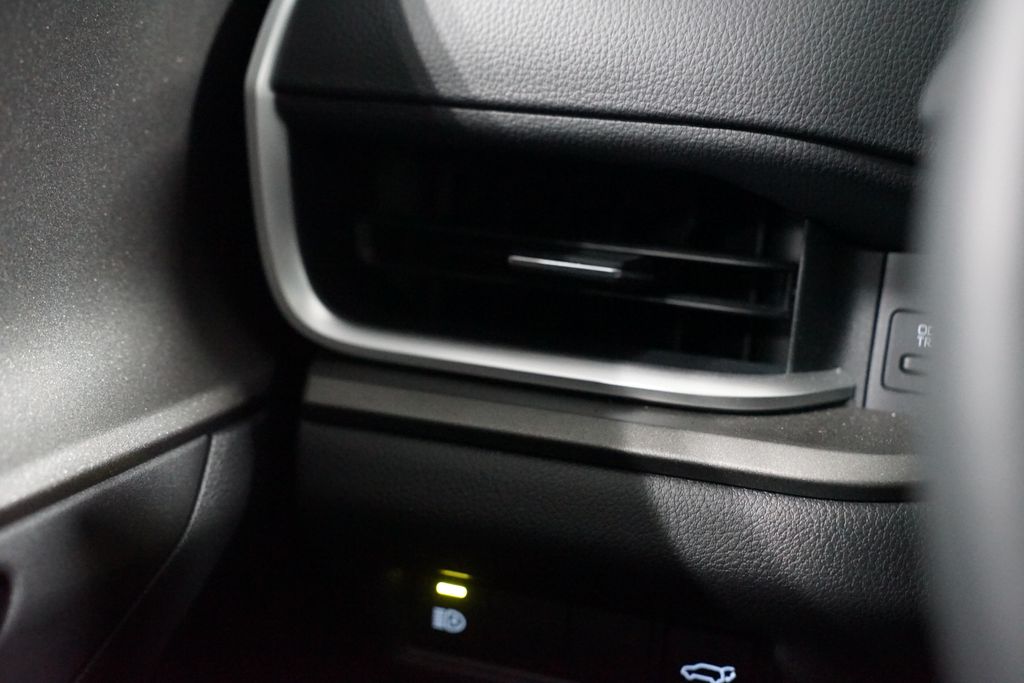 Thumbnail: 2025 Toyota Grand Highlander - 24