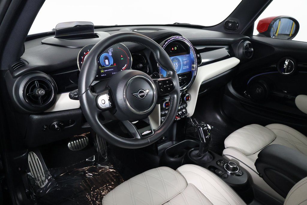 Thumbnail: 2023 MINI Cooper - 7