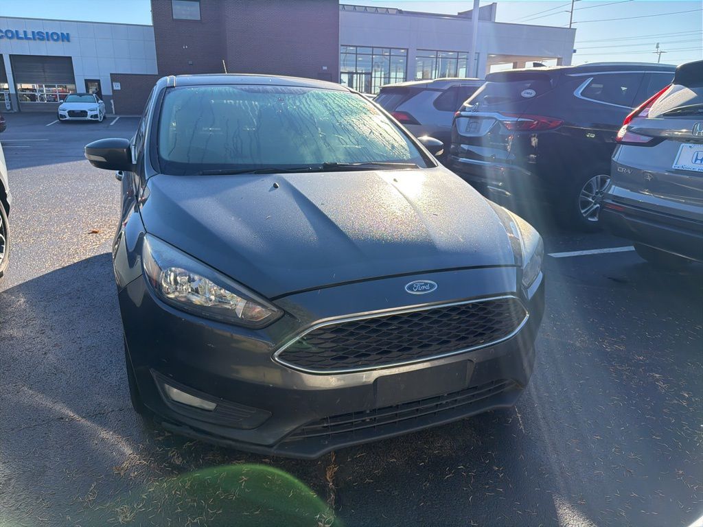 Thumbnail: 2017 Ford Focus - 5