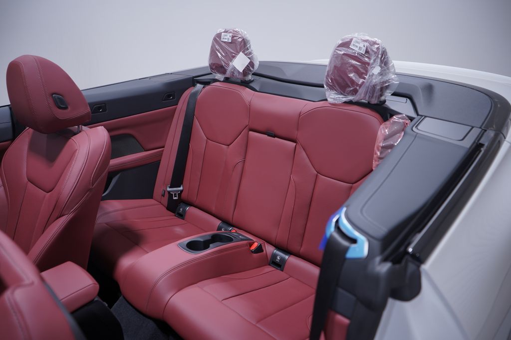 Thumbnail: 2026 BMW 4 Series - 12