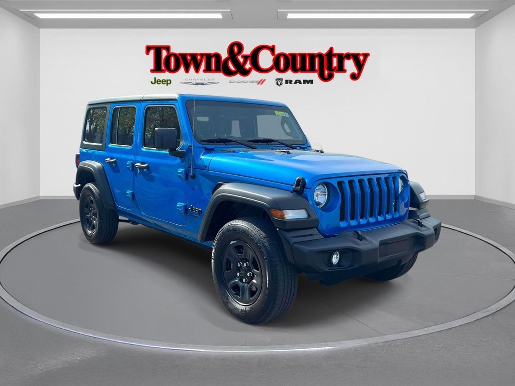 Hydro Blue Pearl Coat 2022 Jeep Wrangler SUV / Crossover Four-Wheel Drive 8-Speed Automatic