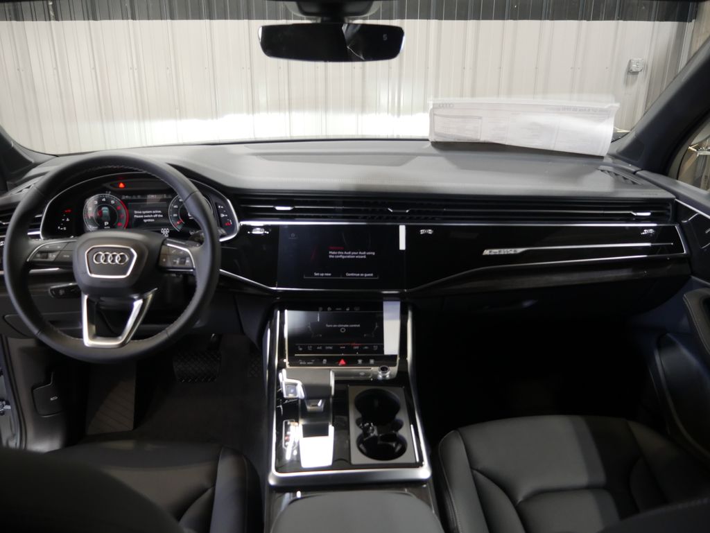Thumbnail: 2026 Audi Q7 - 22