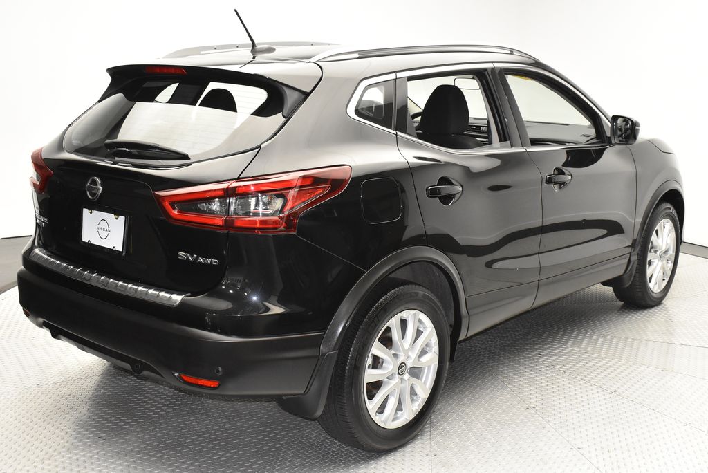 Thumbnail: 2021 Nissan Rogue Sport - 5