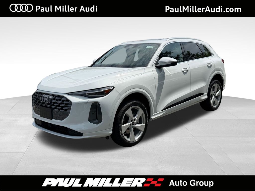 Glacier White Metallic 2026 Audi Q5 SUV / Crossover All-Wheel Drive 7-Speed Automatic