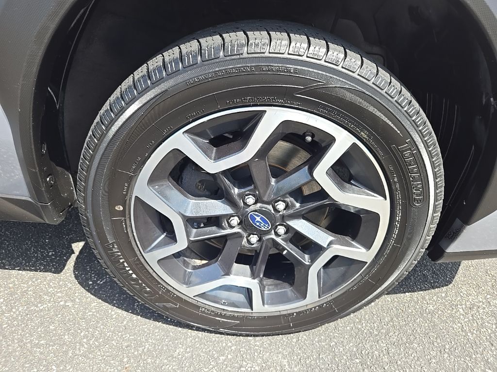 Thumbnail: 2016 Subaru Crosstrek - 17