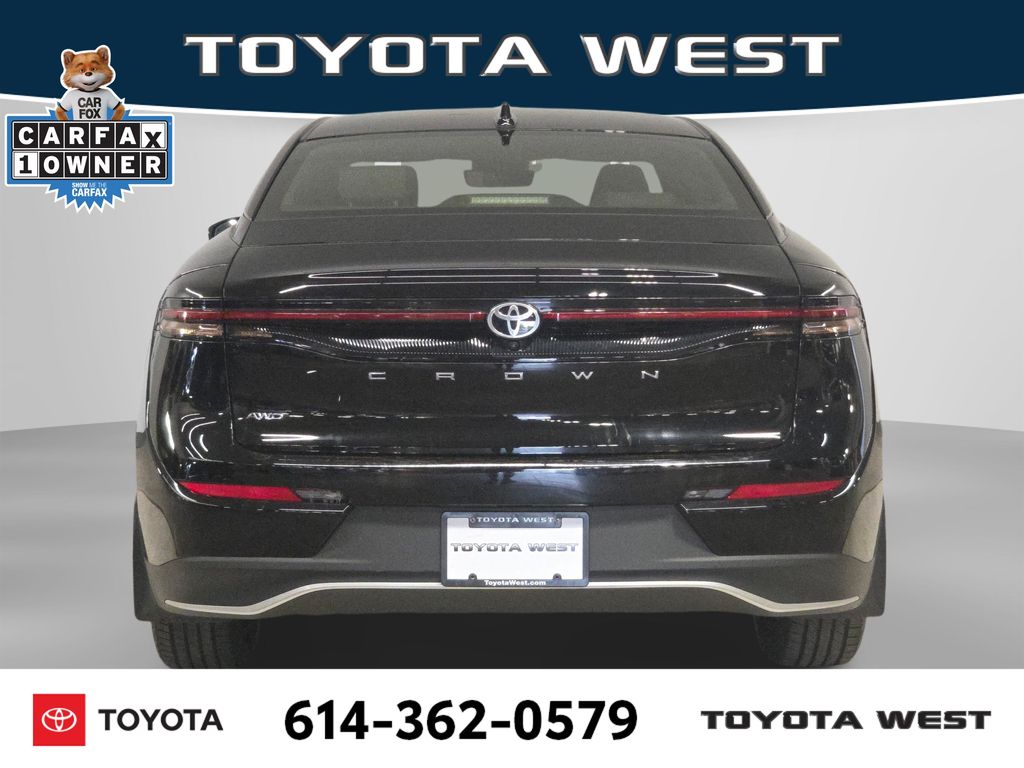 Used 2023 Black Toyota XLE image 8