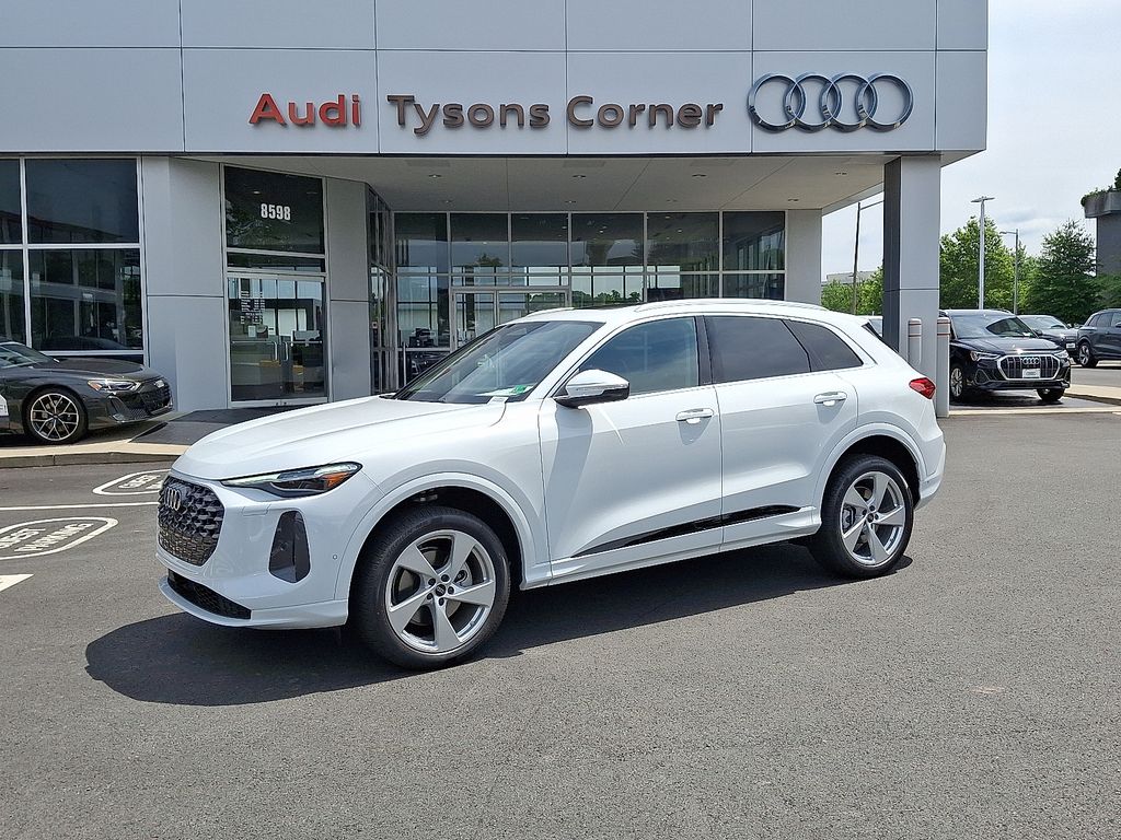 2025 Audi Q5  -
                  Vienna, VA