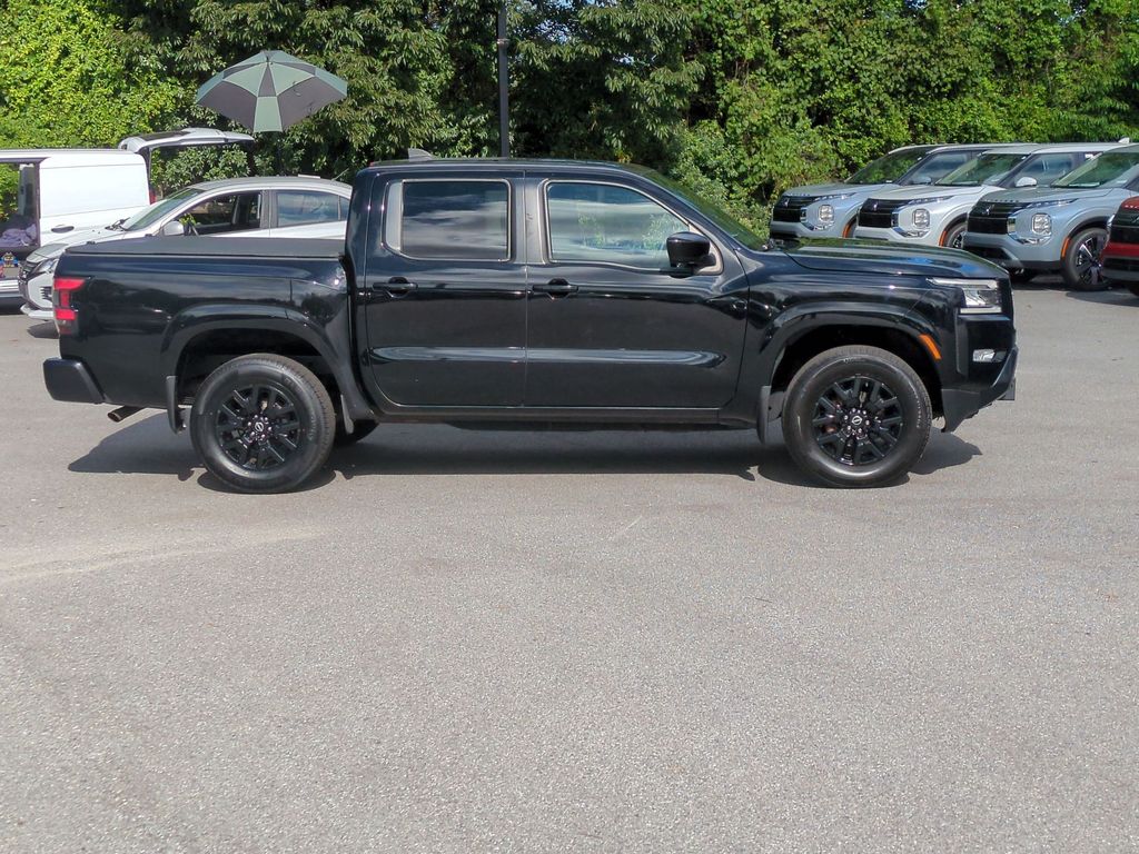 2023 Nissan Frontier Crew Cab SV 4x4