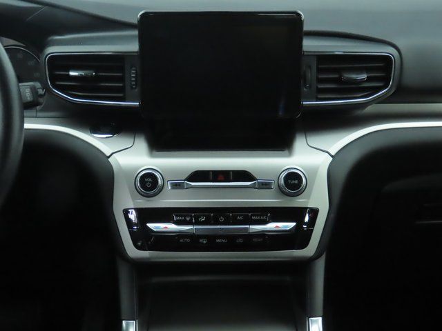 Thumbnail: 2022 Ford Explorer - 14