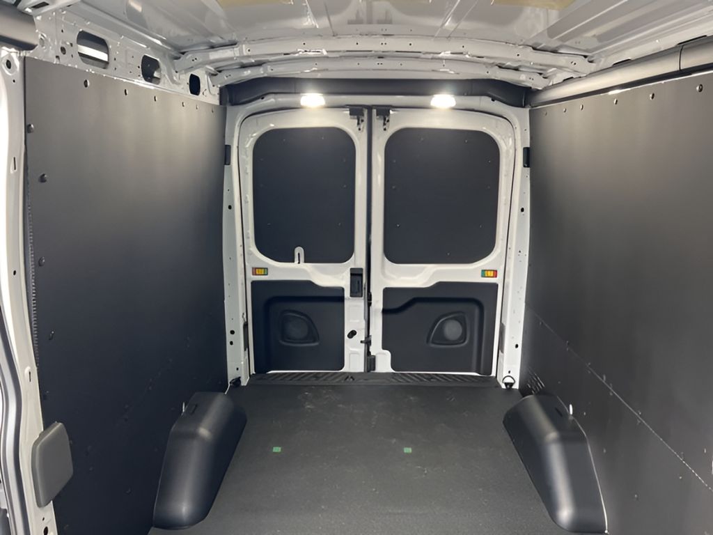 2026 Ford Transit-250