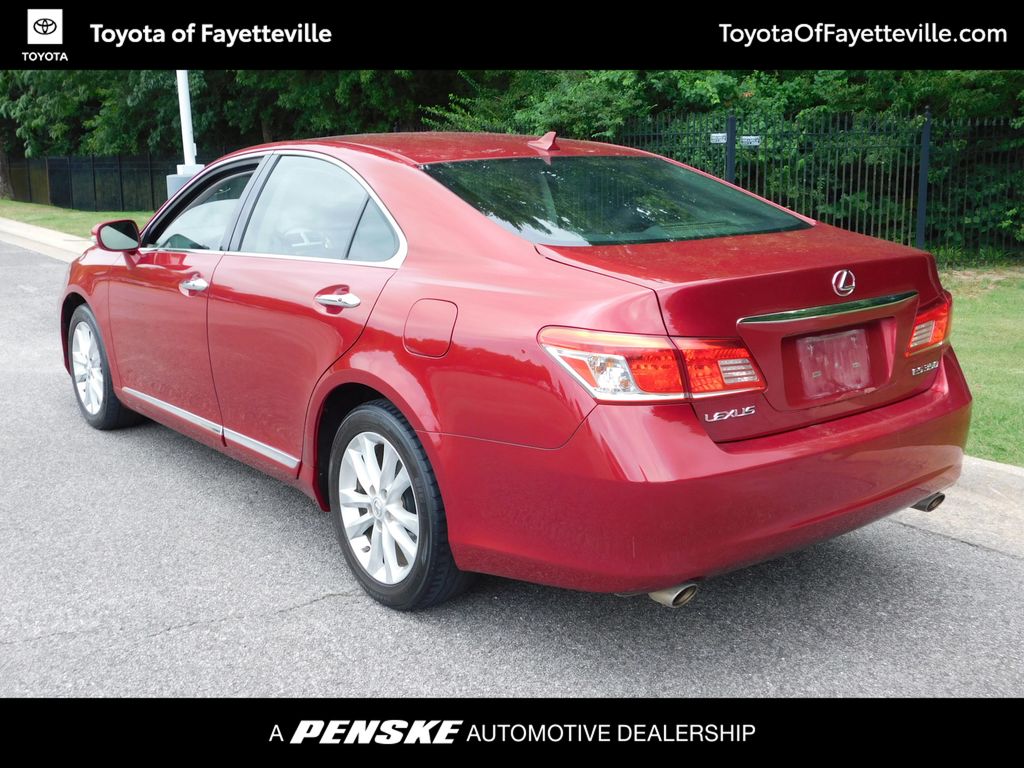 Thumbnail: 2010 Lexus ES - 3