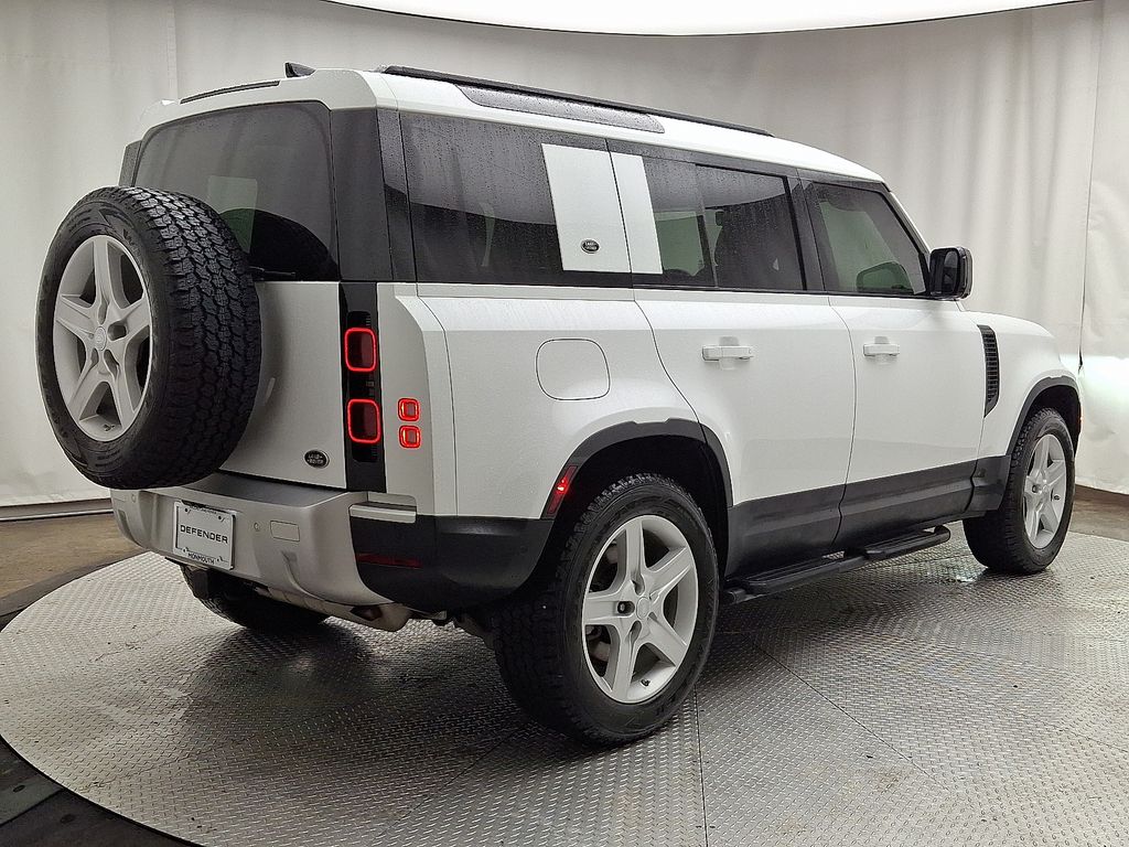 Thumbnail: 2020 Land Rover Defender - 4