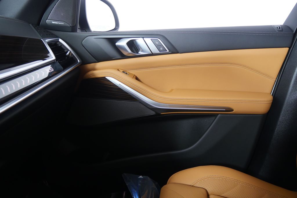 2026 BMW X5 xDrive40i 24