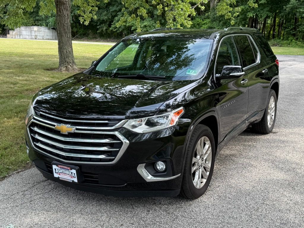 Black Metallic 2018 Chevrolet Traverse SUV / Crossover Four-Wheel Drive 9-Speed Automatic