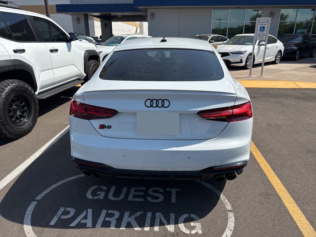 Thumbnail: 2022 Audi S5 - 5