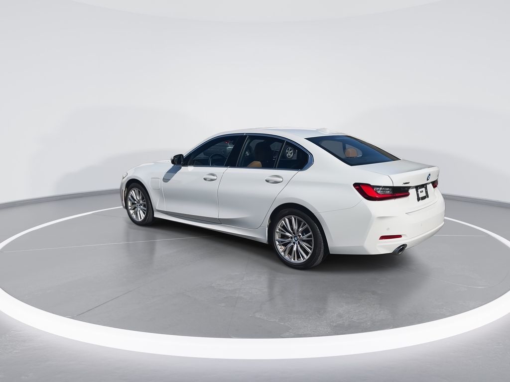Thumbnail: 2024 BMW 3 Series - 6