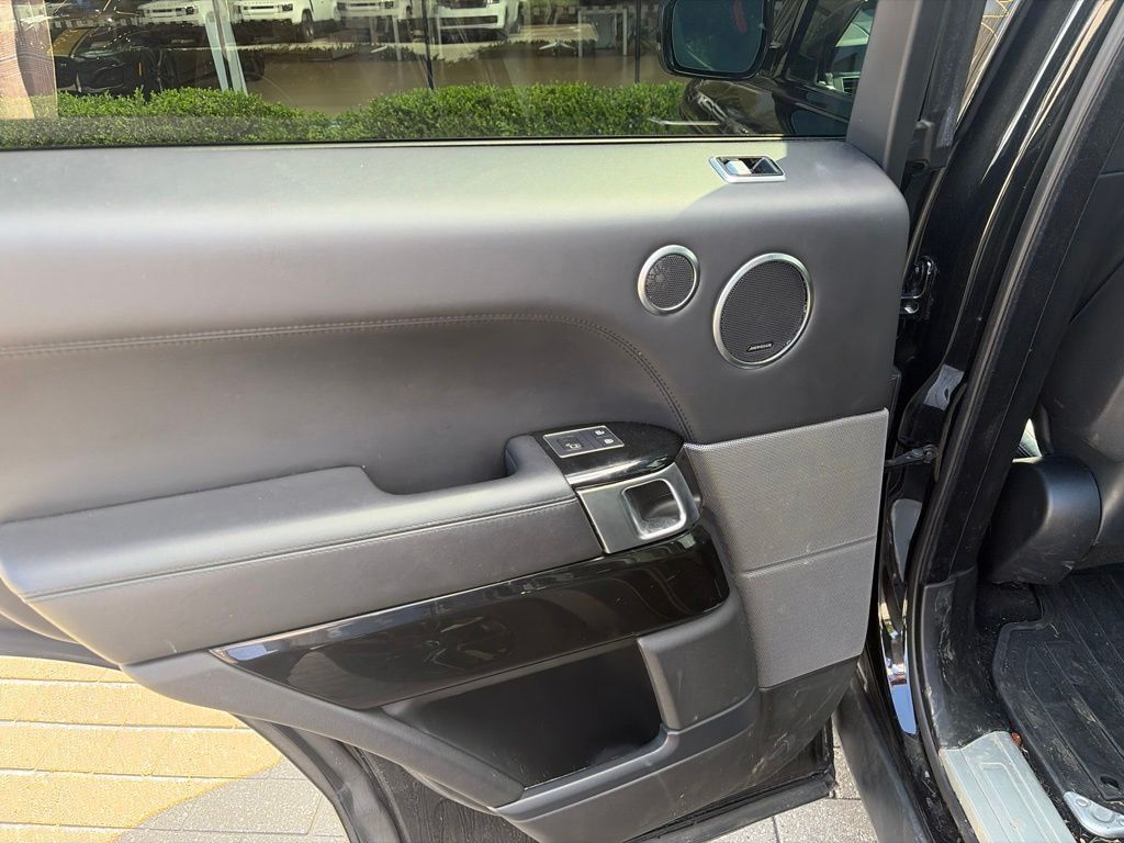 Used 2022 Black Land Rover SVR image 23