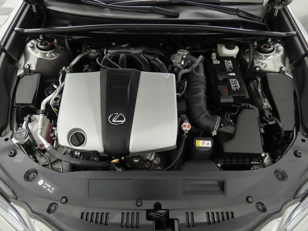 Thumbnail: 2019 Lexus ES - 28