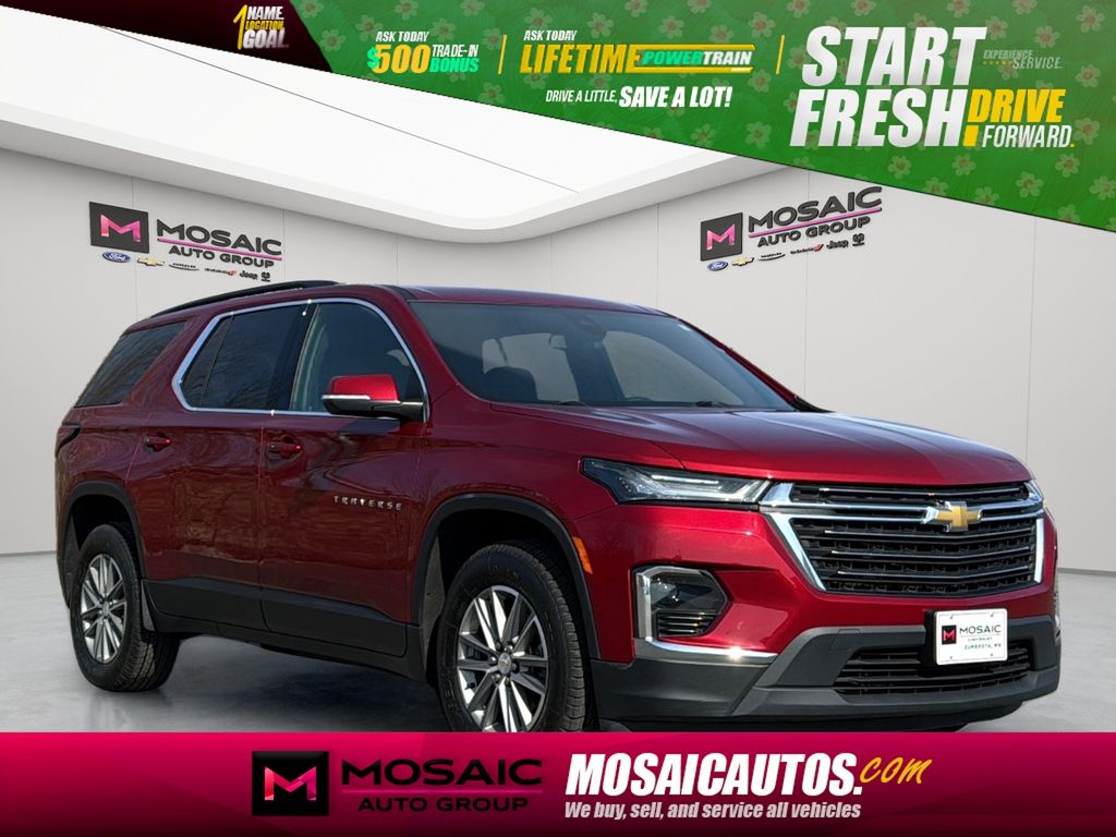 Used 2023 Chevrolet Traverse LT SUVs