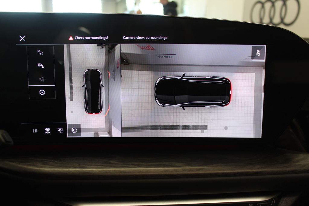 Thumbnail: 2025 Audi Q5 - 23