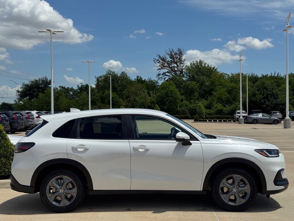 2027 Honda HR-V LX - 9