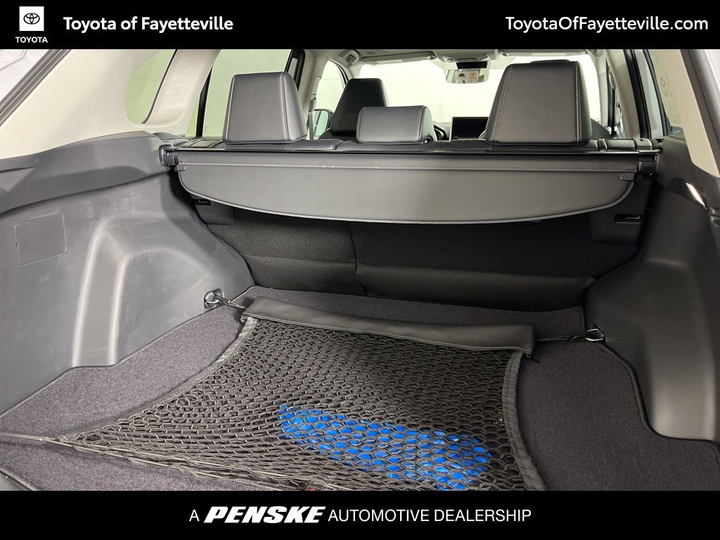 2025 Toyota RAV4 XLE Premium 9