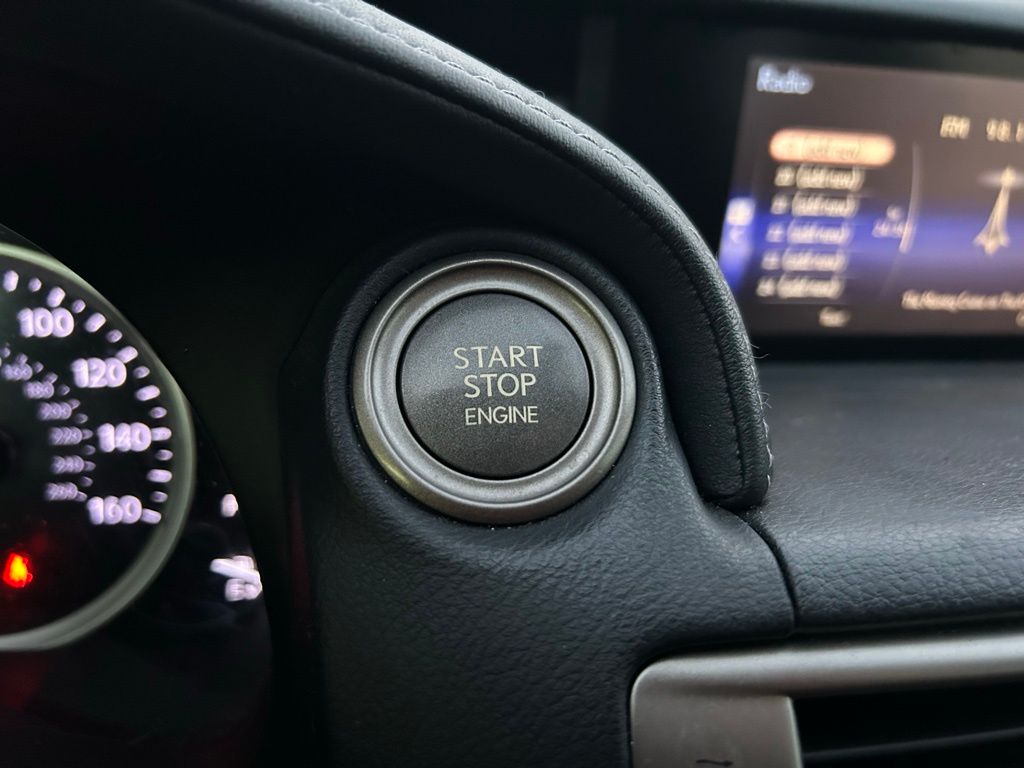 Thumbnail: 2014 Lexus IS - 28