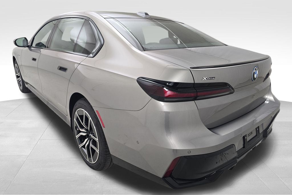 2026 Bmw 750e 750e xDrive photo 5