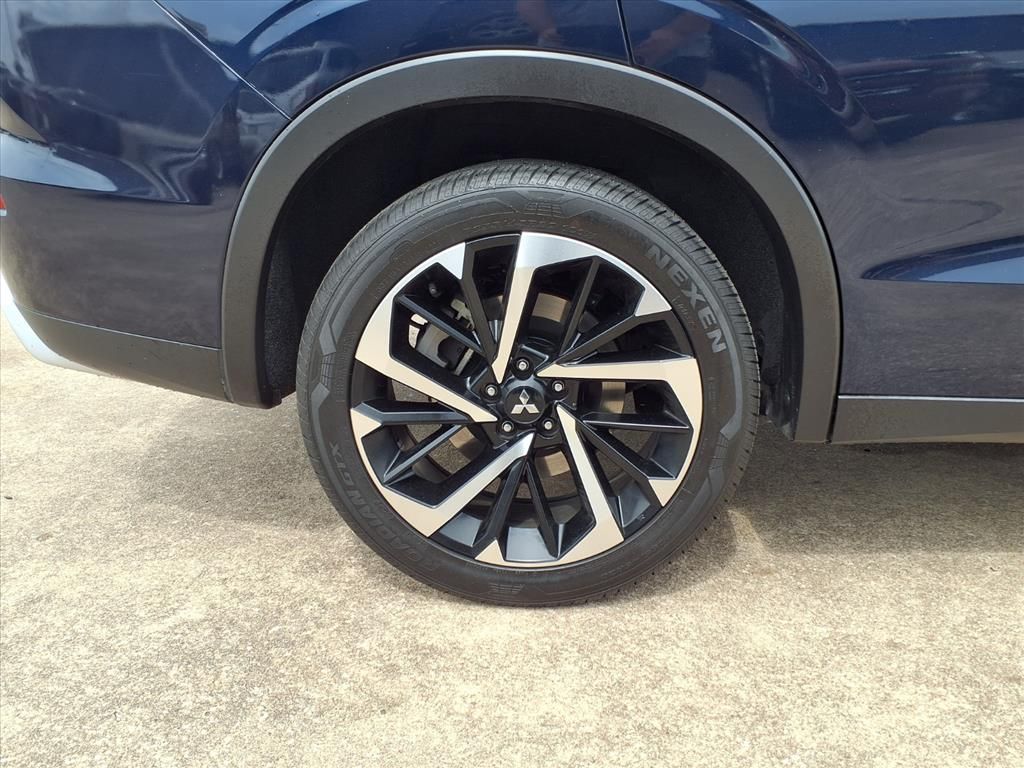 2024 Mitsubishi Outlander SE  at North Houston Mitsubishi