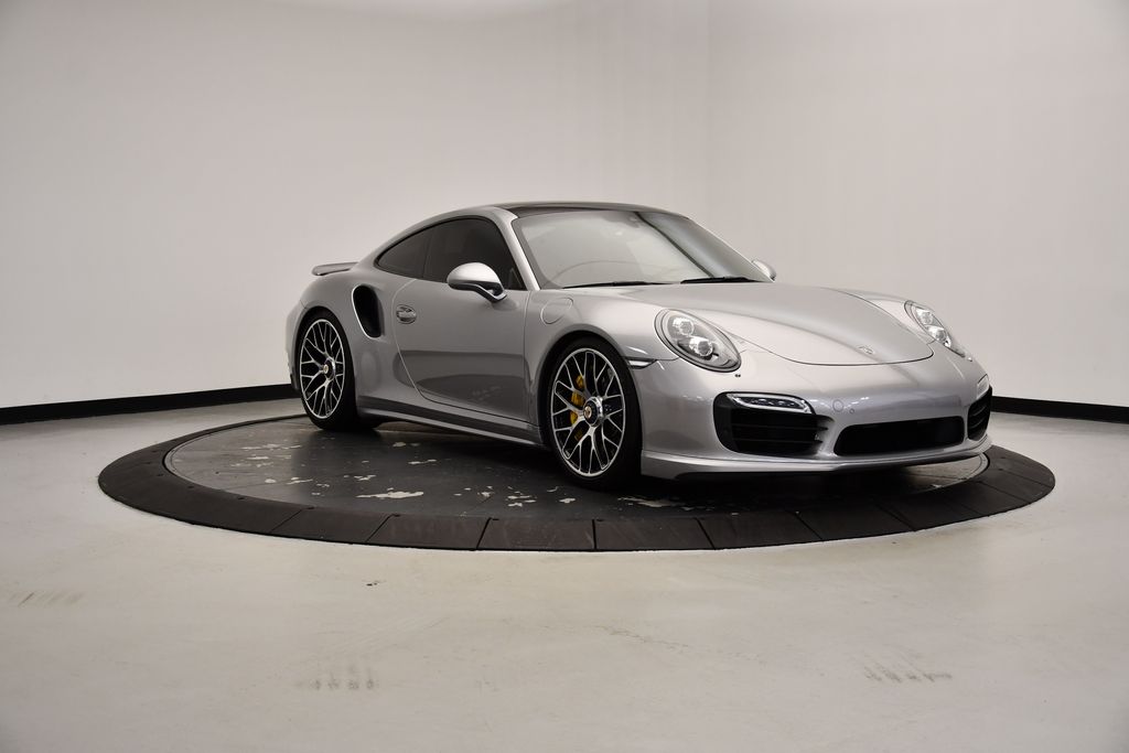 2015 Porsche 911 Turbo S 7