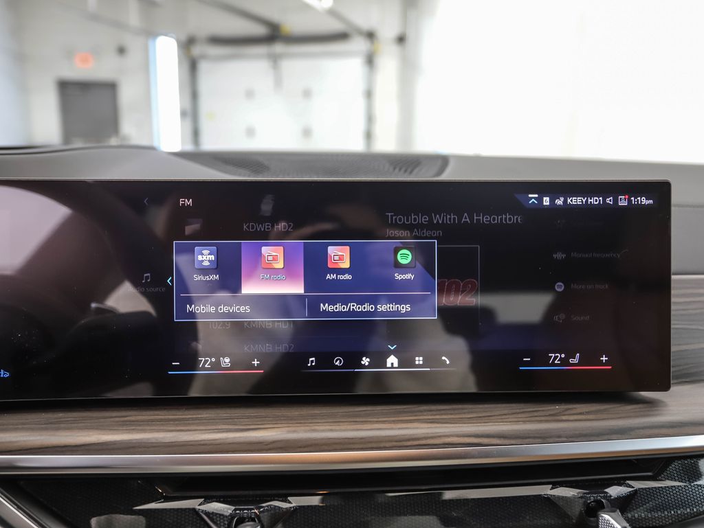 Thumbnail: 2026 BMW X5 - 18