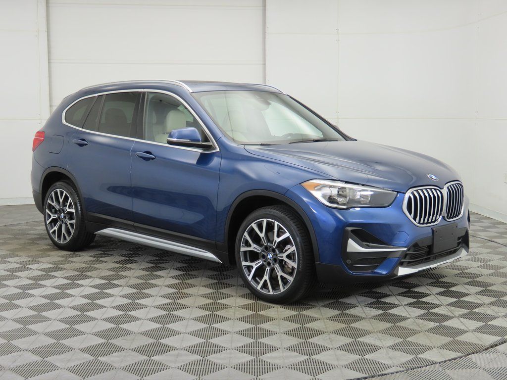 Thumbnail: 2021 BMW X1 - 3