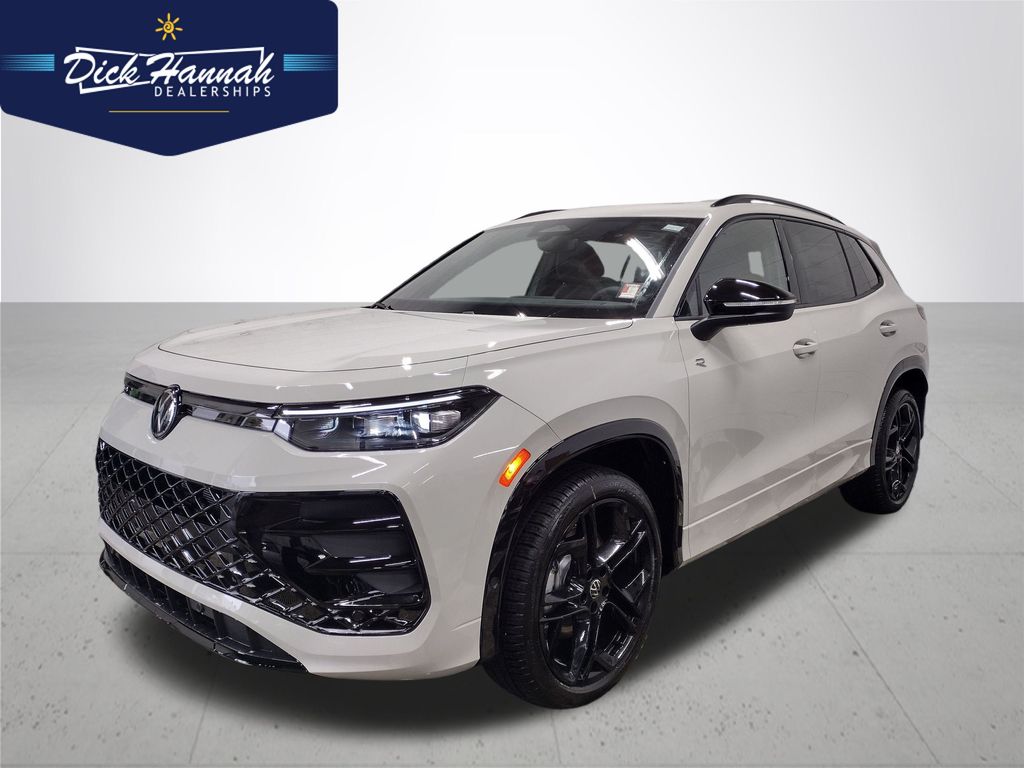 2025 Volkswagen Tiguan 2.0T SE R-Line Black