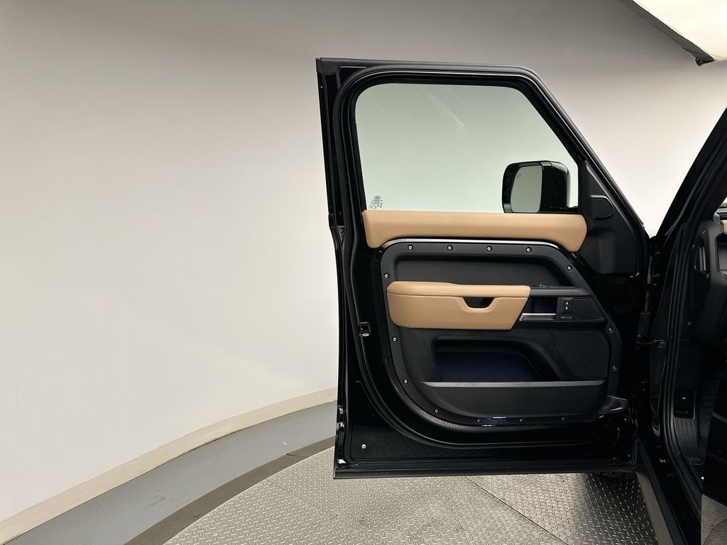 Thumbnail: 2026 Land Rover Defender - 18